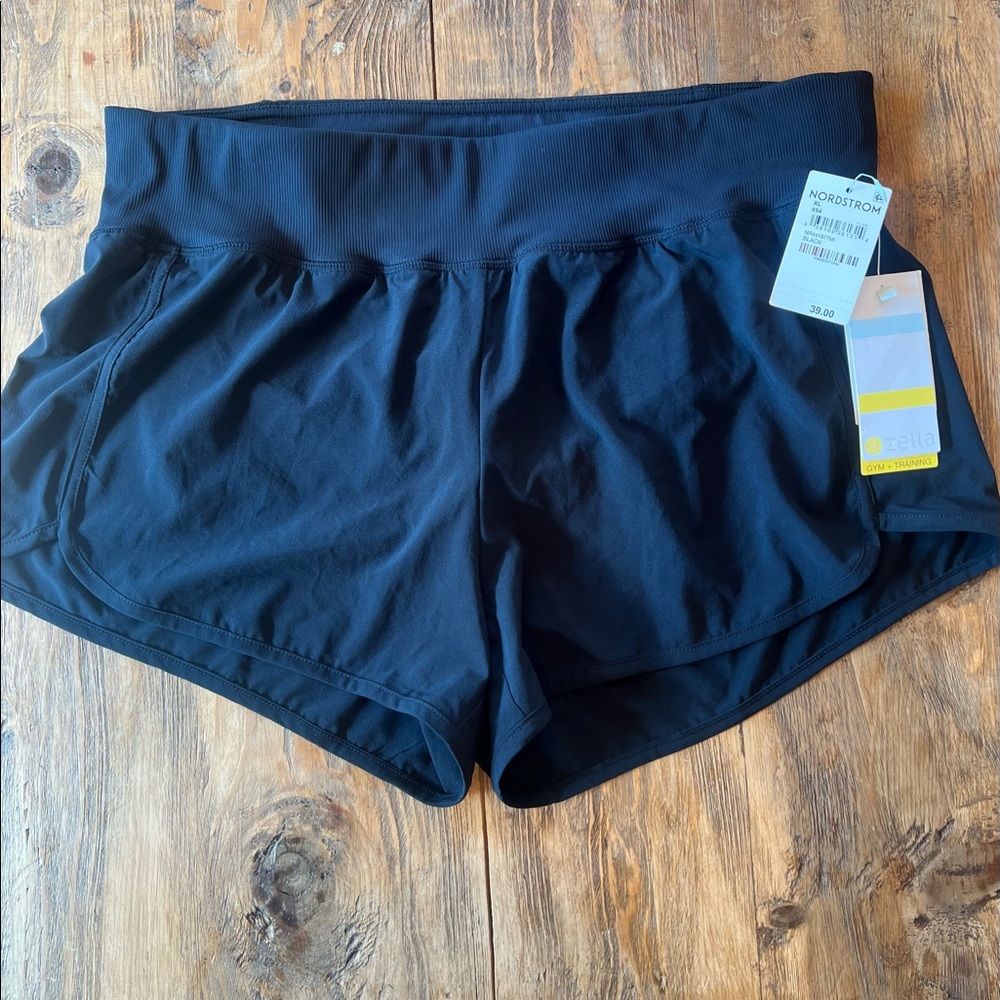 NET Zella black workout shorts - size XL (runs small)